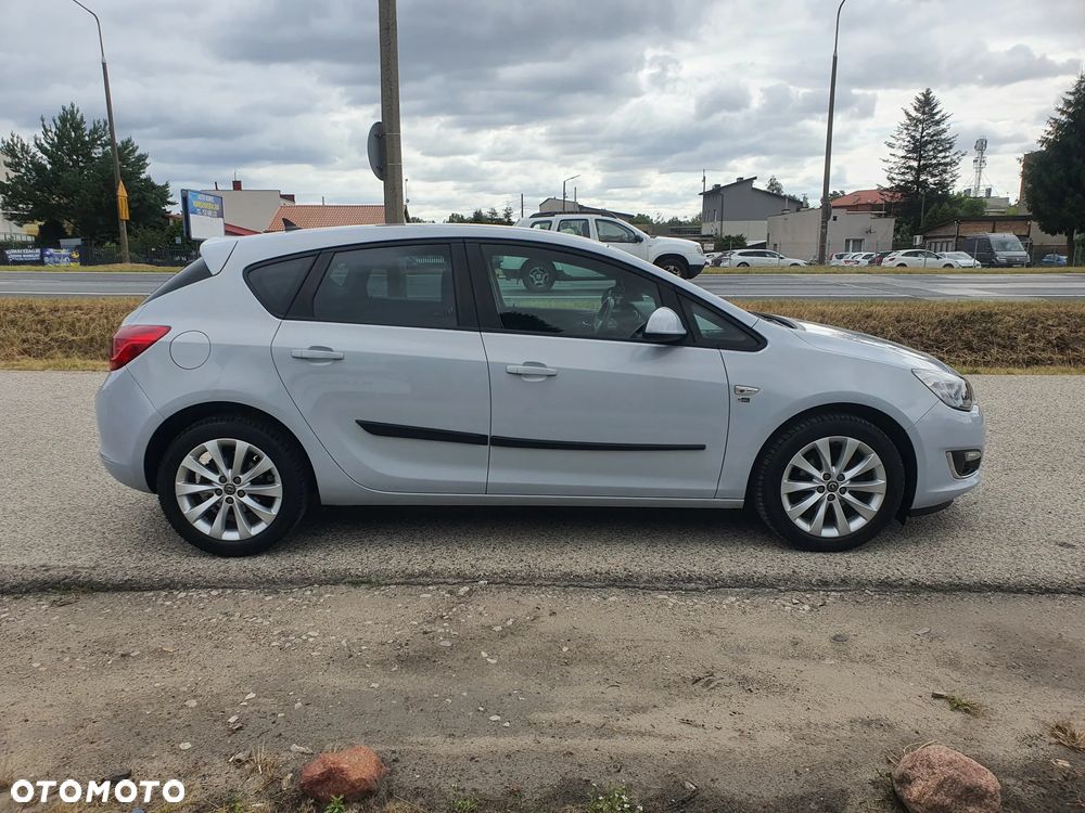Opel Astra 1.4 Turbo - 5