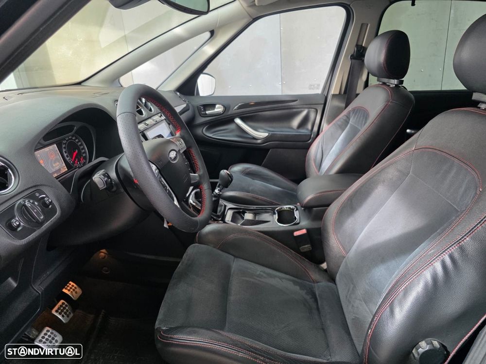 Ford S-Max 2.2 TDCi Titanium 7L - 8