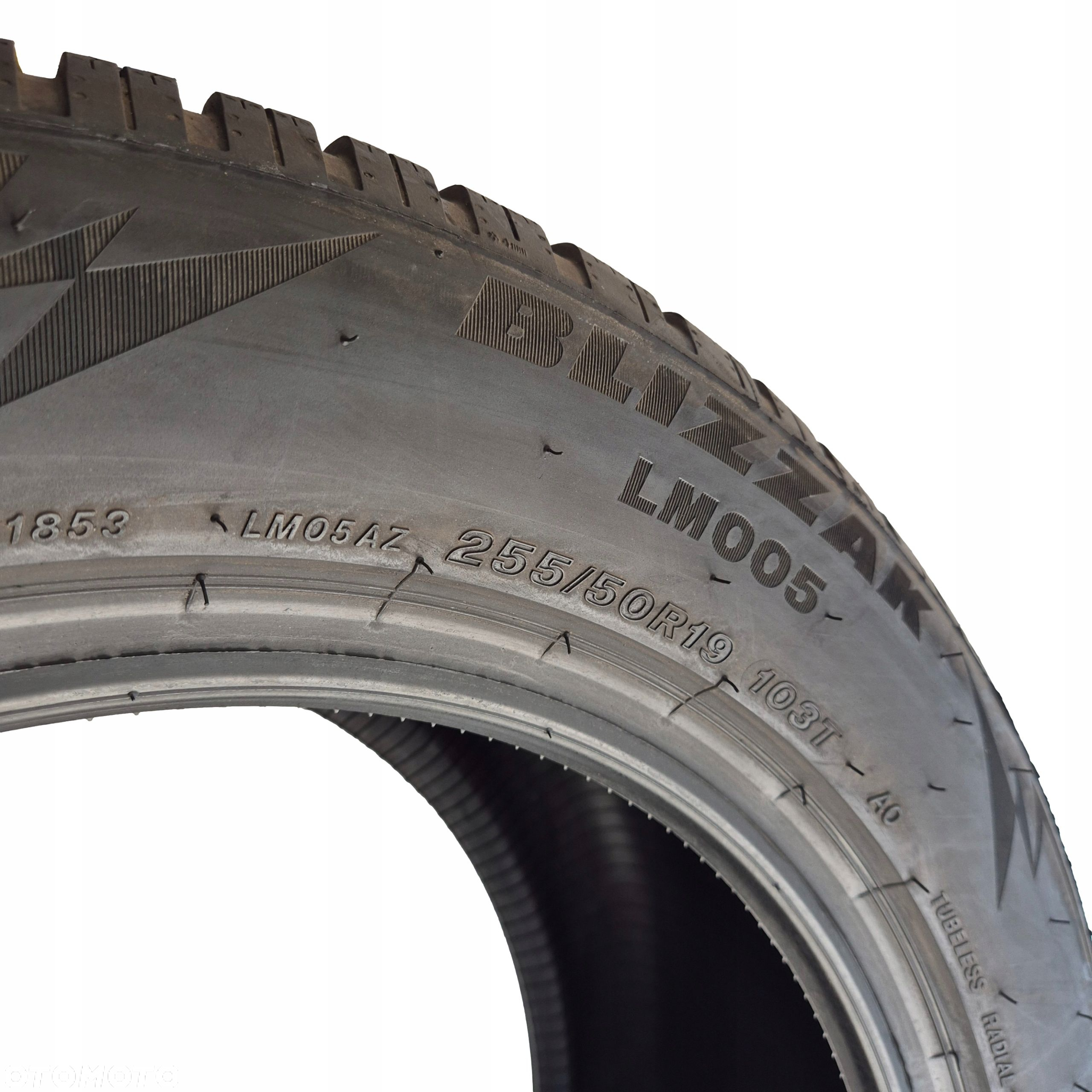 255/50 R19 103T bridgestone blizzak LM005 8-8.5mm 2024 - 3