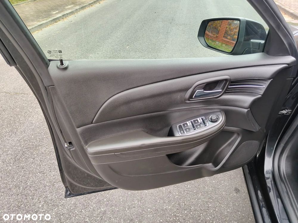 Chevrolet Malibu 2.4 AT LTZ - 34