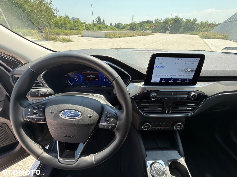 Ford Kuga 2.5 FHEV FWD Titanium X - 12