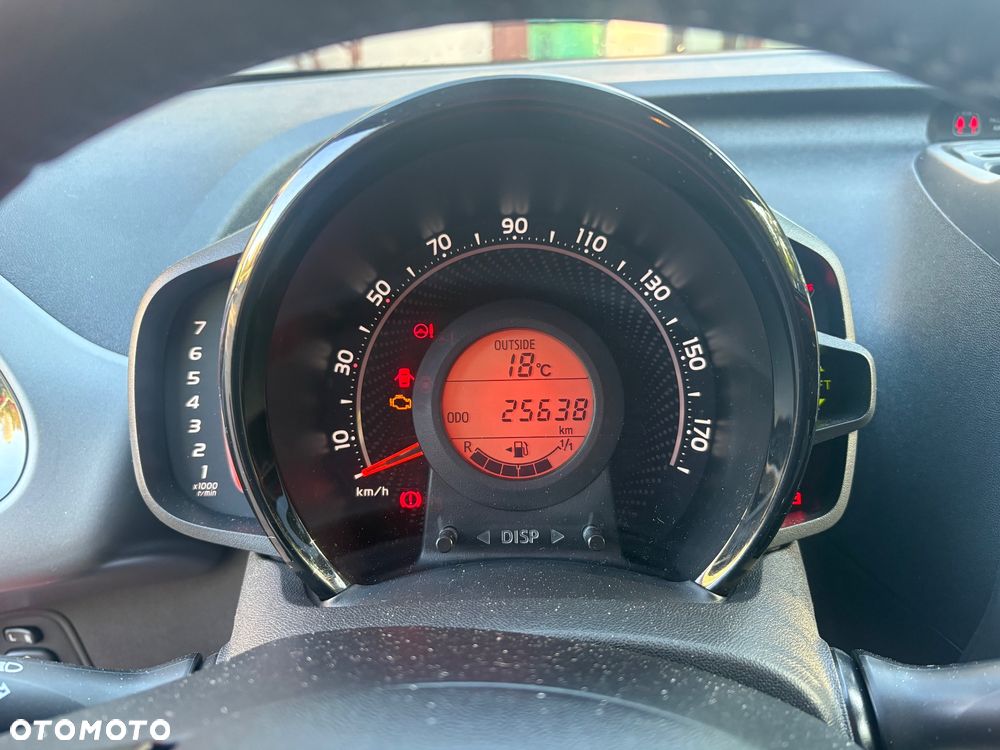 Toyota Aygo 1.0 VVT-i Color Edition - 12