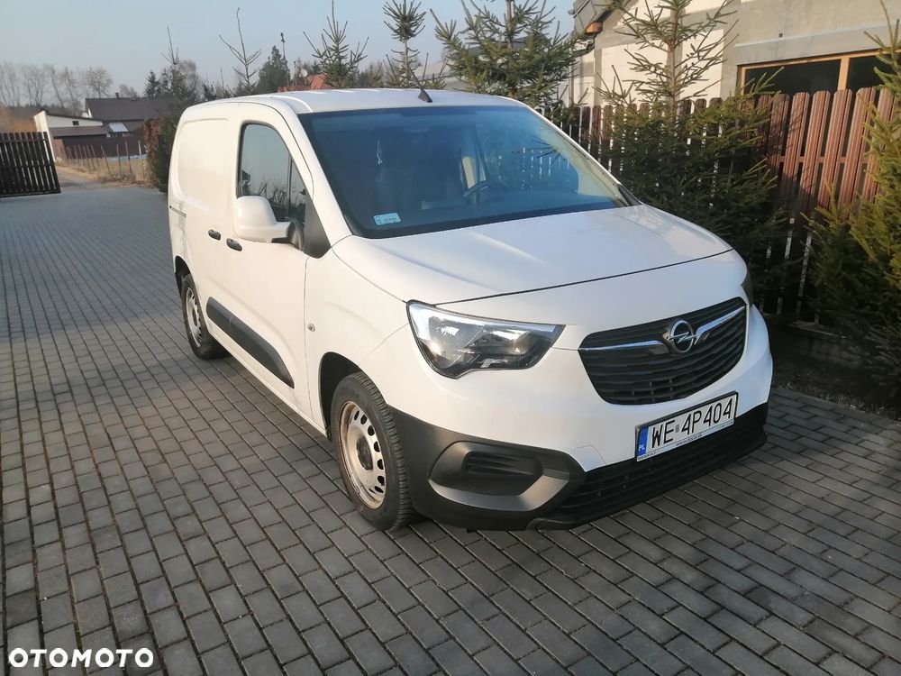 Opel Combo 1.2 Turbo S&S - 2