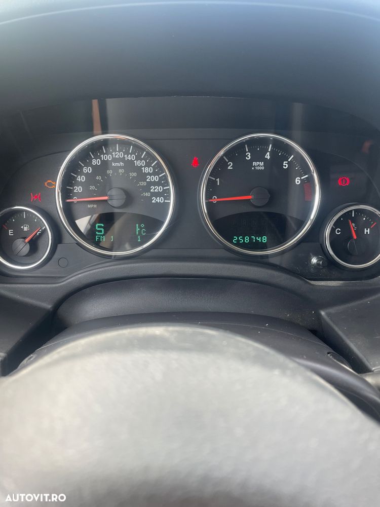 Jeep Compass 2.0I 4x2 Limited - 8