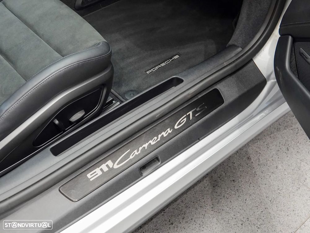 Porsche 911 (992) Carrera GTS PDK - 33