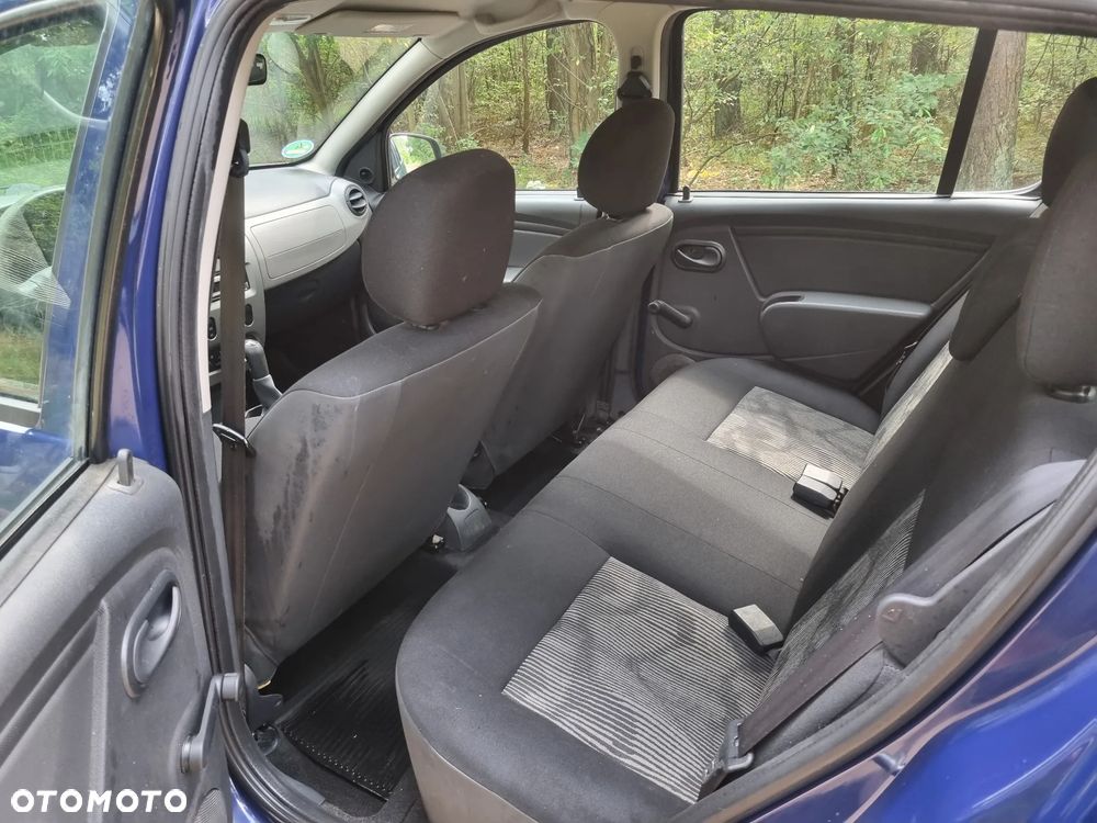 Dacia Sandero 1.4 MPI - 11