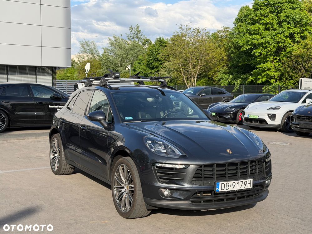 Porsche Macan - 2