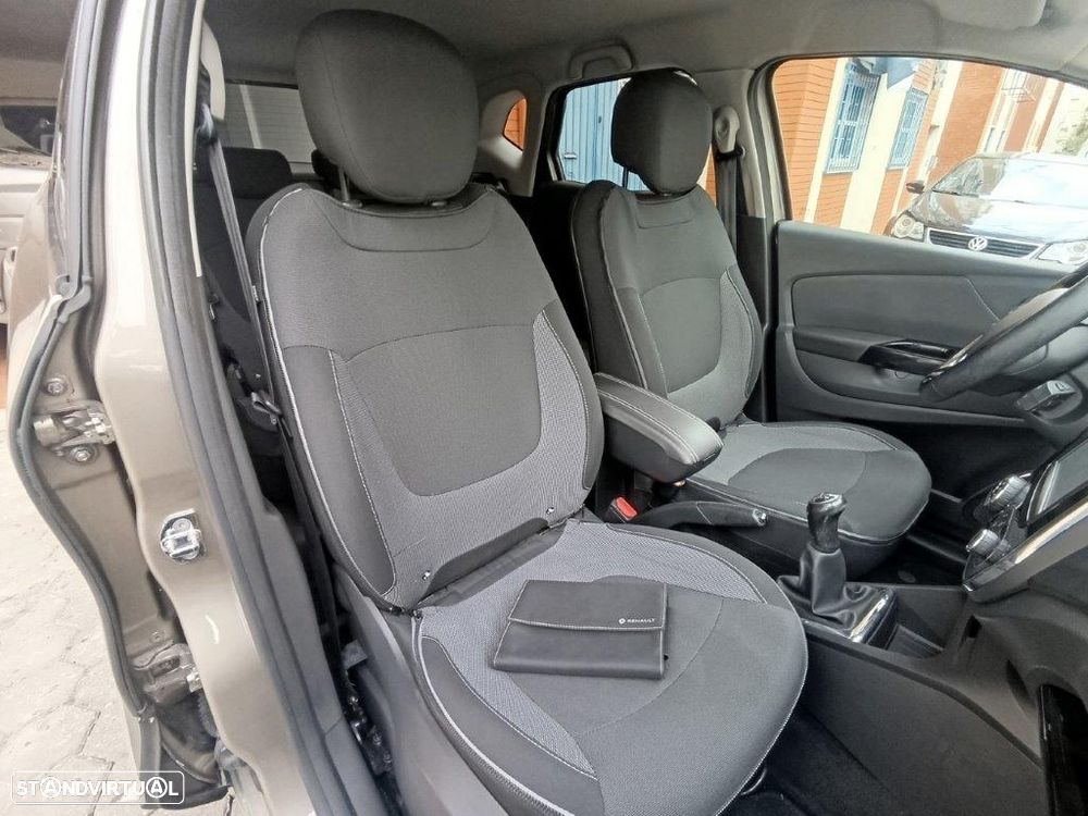 Renault Captur 0.9 TCE Exclusive - 13