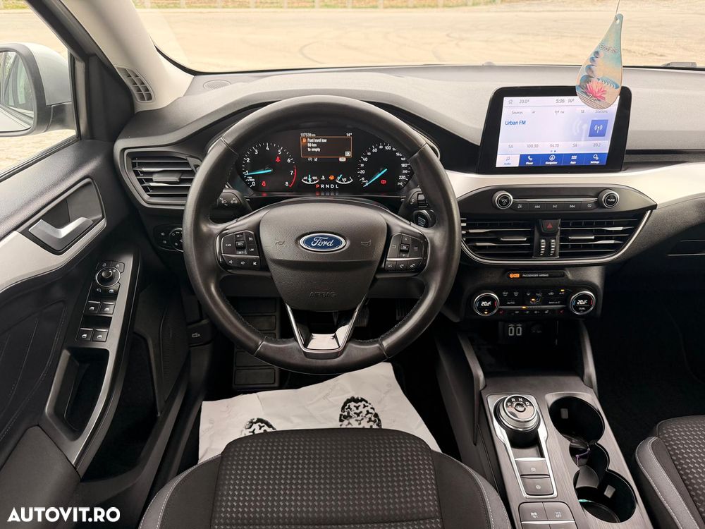 Ford Focus 1.0 EcoBoost Titanium - 6