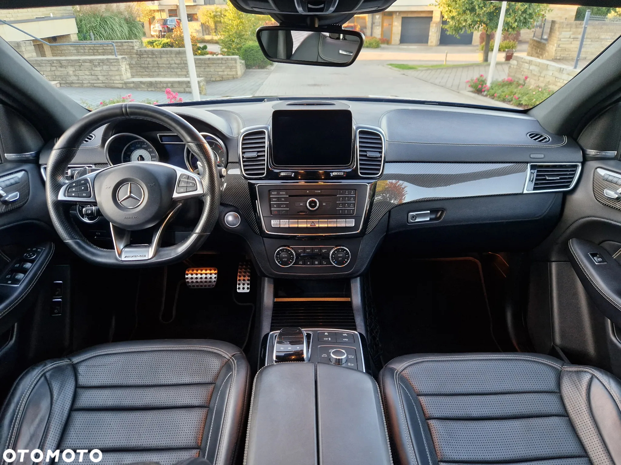 Mercedes-Benz GLE AMG Coupe 63 4-Matic - 11
