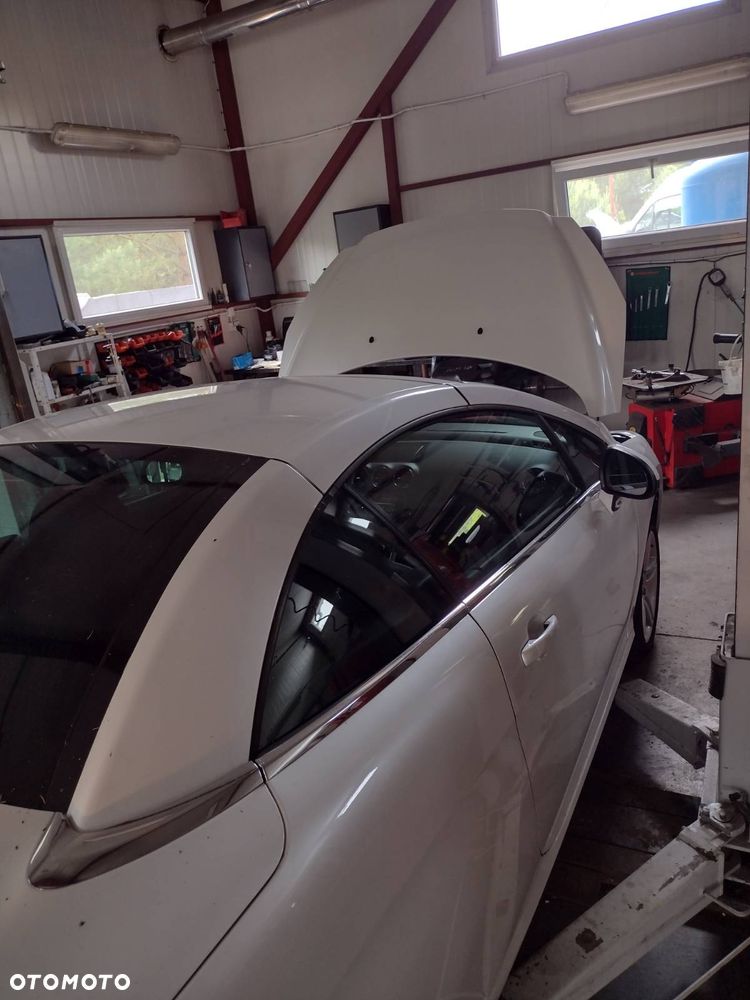 Peugeot 308 HDi FAP 140 Sport - 5