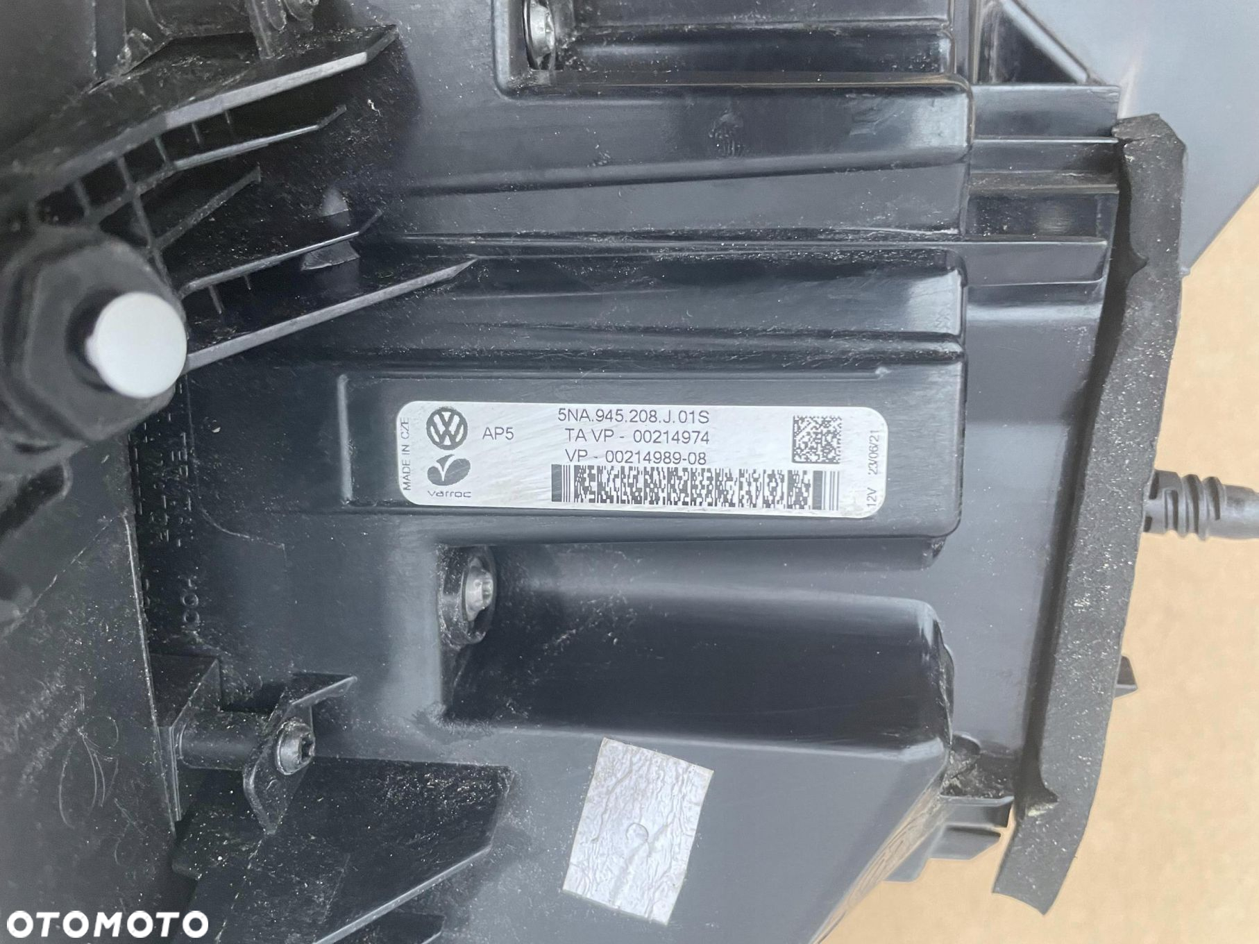 VW TIGUAN II LAMPA TYLNA PRAWA 5NA945208J - 8