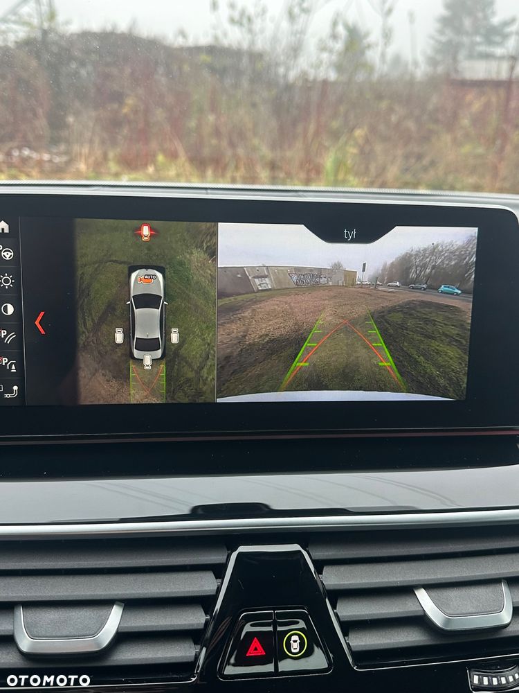 BMW Seria 5 530i xDrive Luxury Line - 25