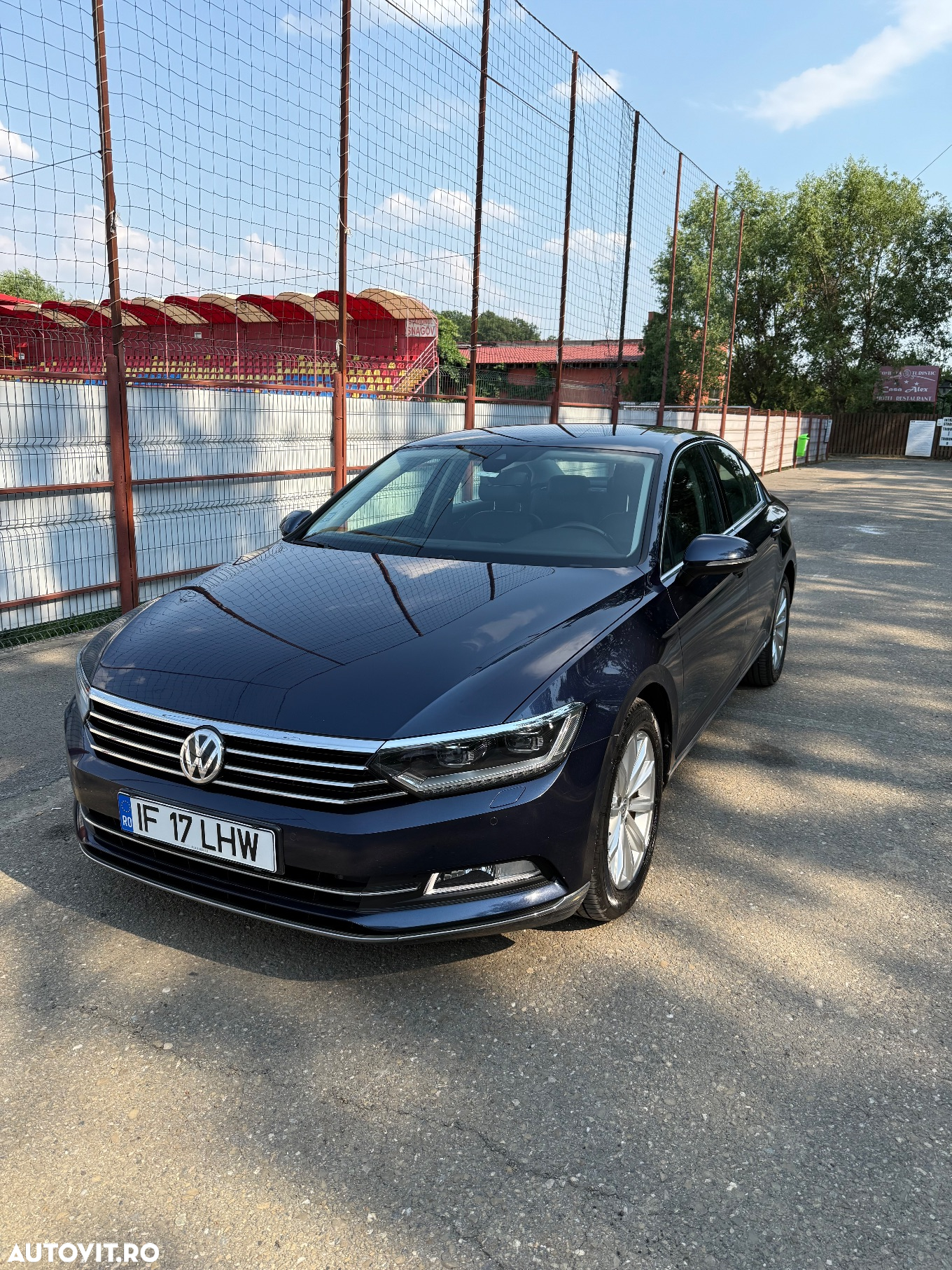 Volkswagen Passat 2.0 TDI Highline - 3