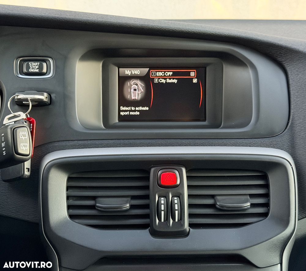 Volvo V40 D2 Kinetic - 30