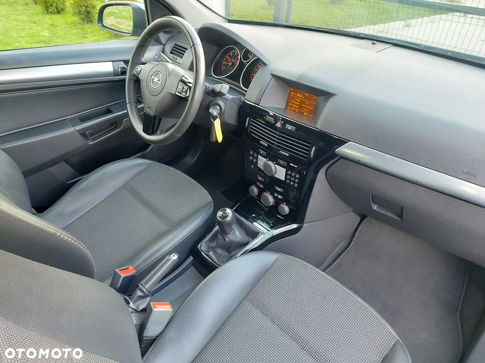 Opel Astra 1.8 Edition - 32