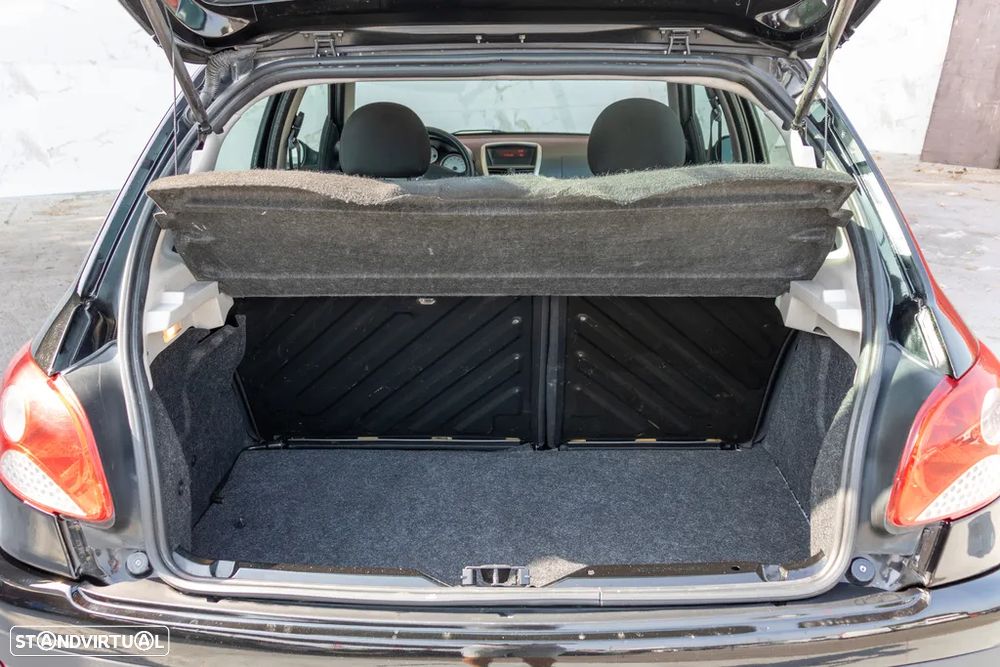 Peugeot 206+ 1.1 Urban - 8