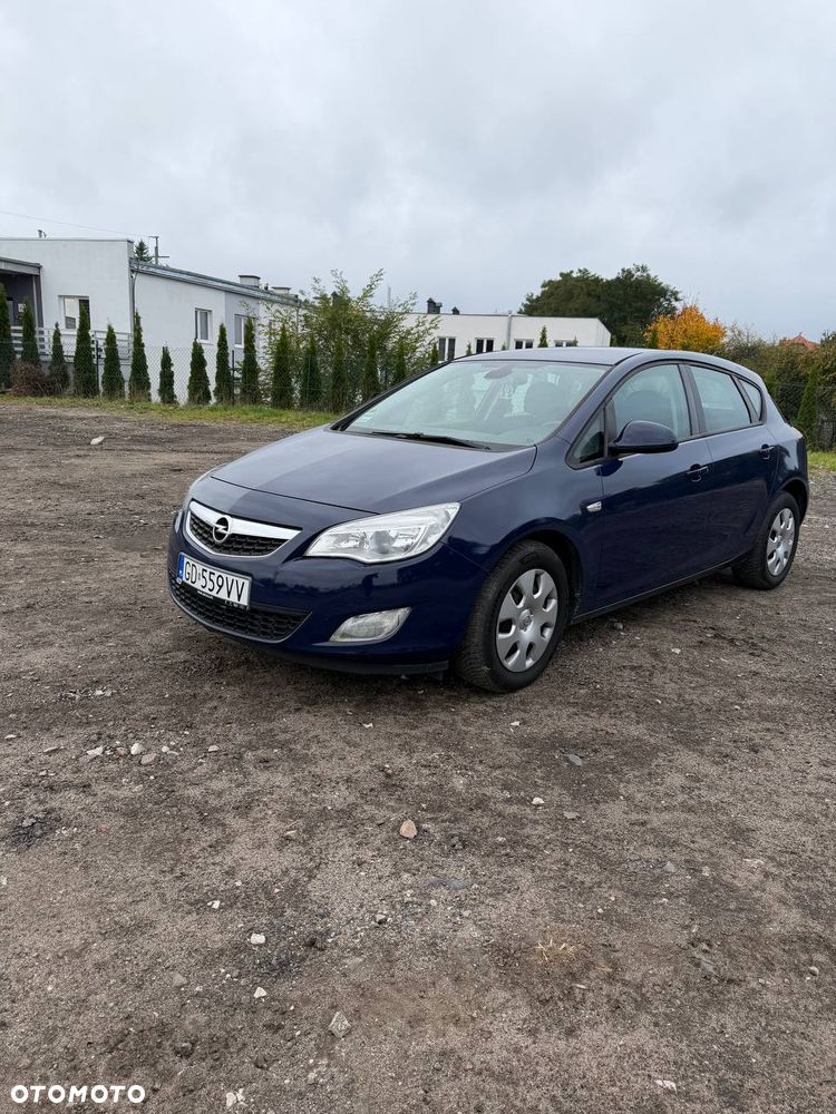 Opel Astra - 10