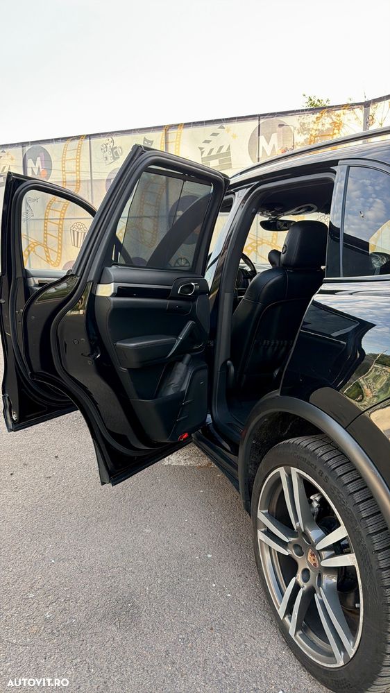 Porsche Cayenne - 7