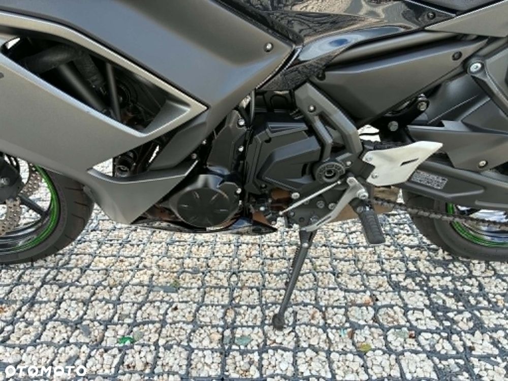 Kawasaki Ninja - 13