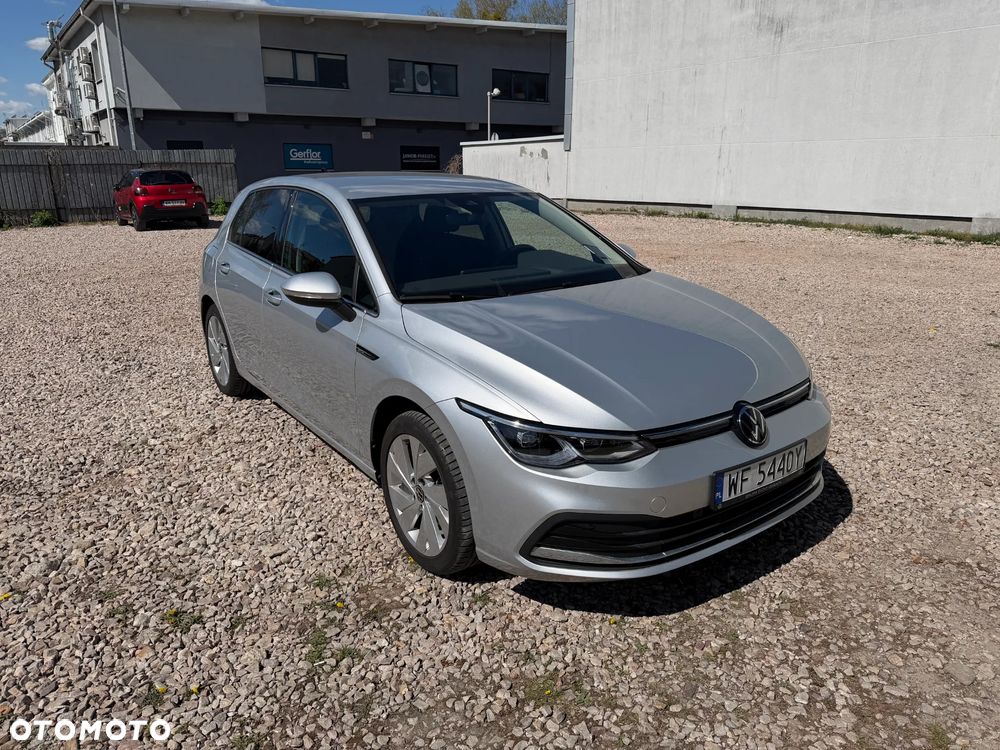 Volkswagen Golf 1.5 eTSI mHEV Style DSG - 4