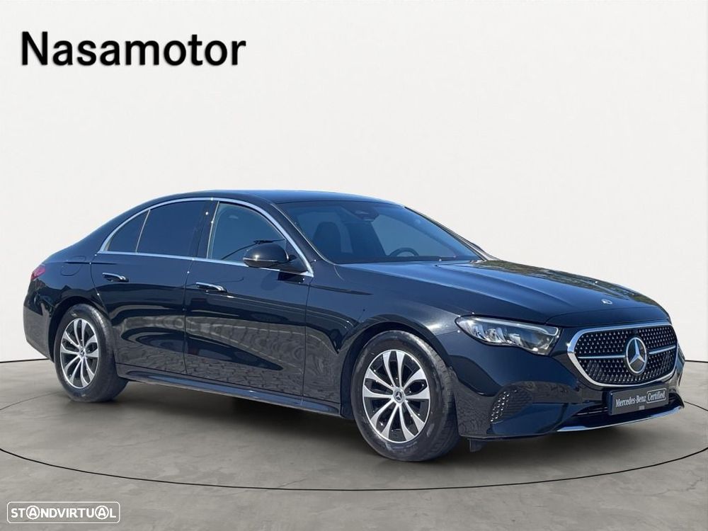 Mercedes-Benz E 220 - 1