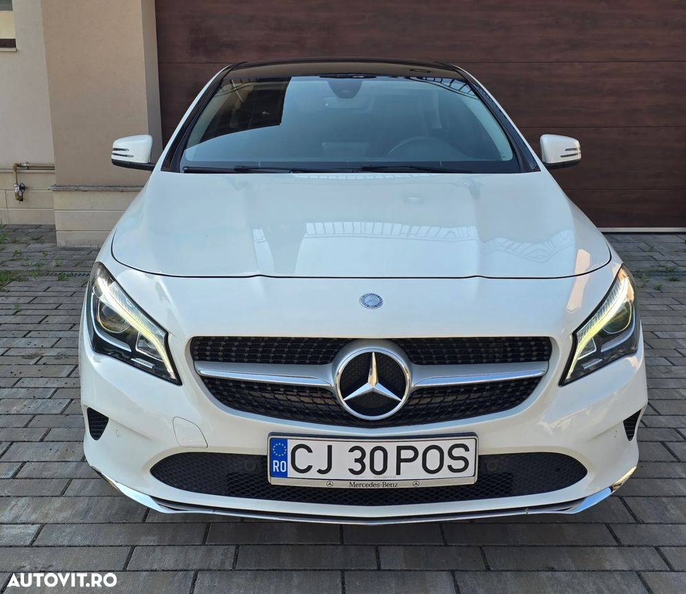 Mercedes-Benz CLA 180 Standard - 3