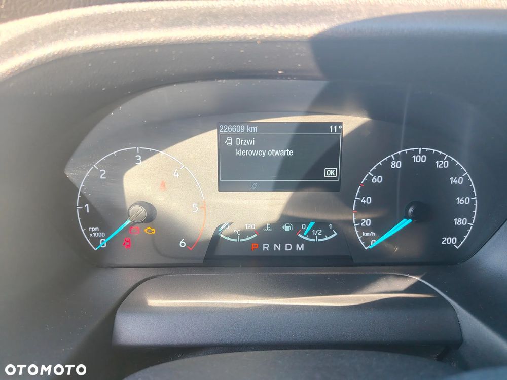 Ford Transit Custom - 12