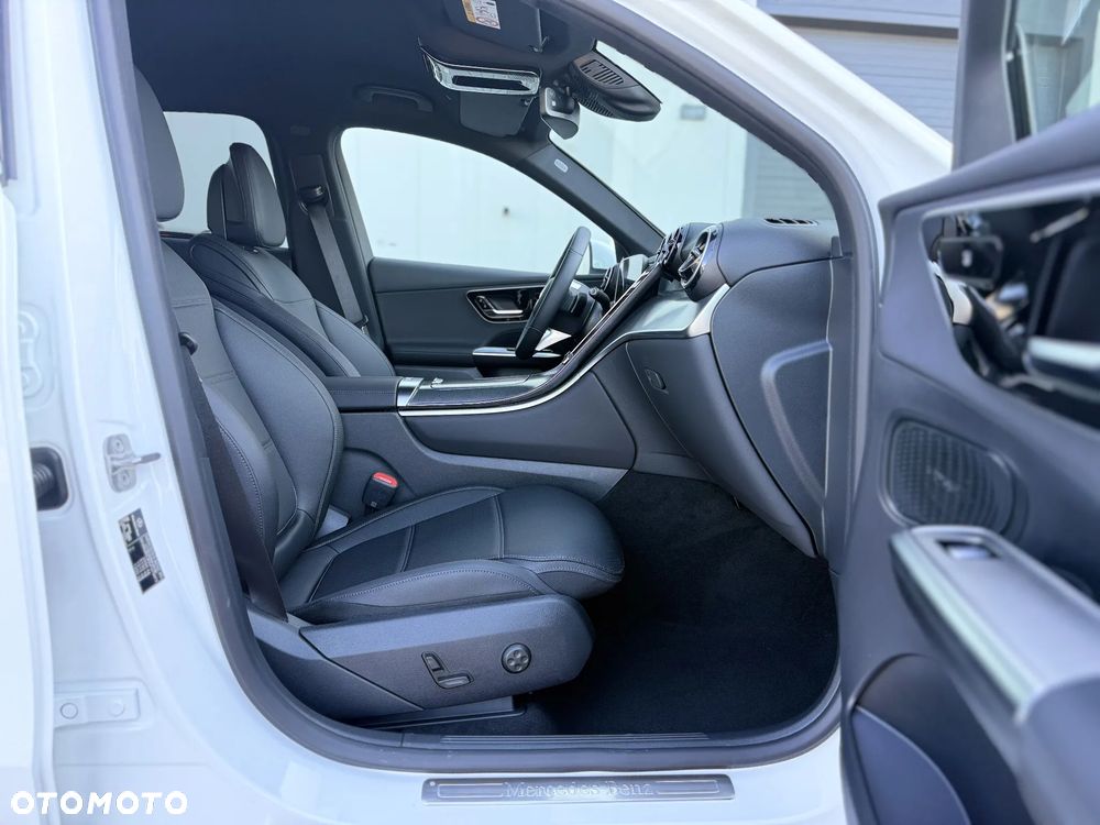 Mercedes-Benz GLC - 23