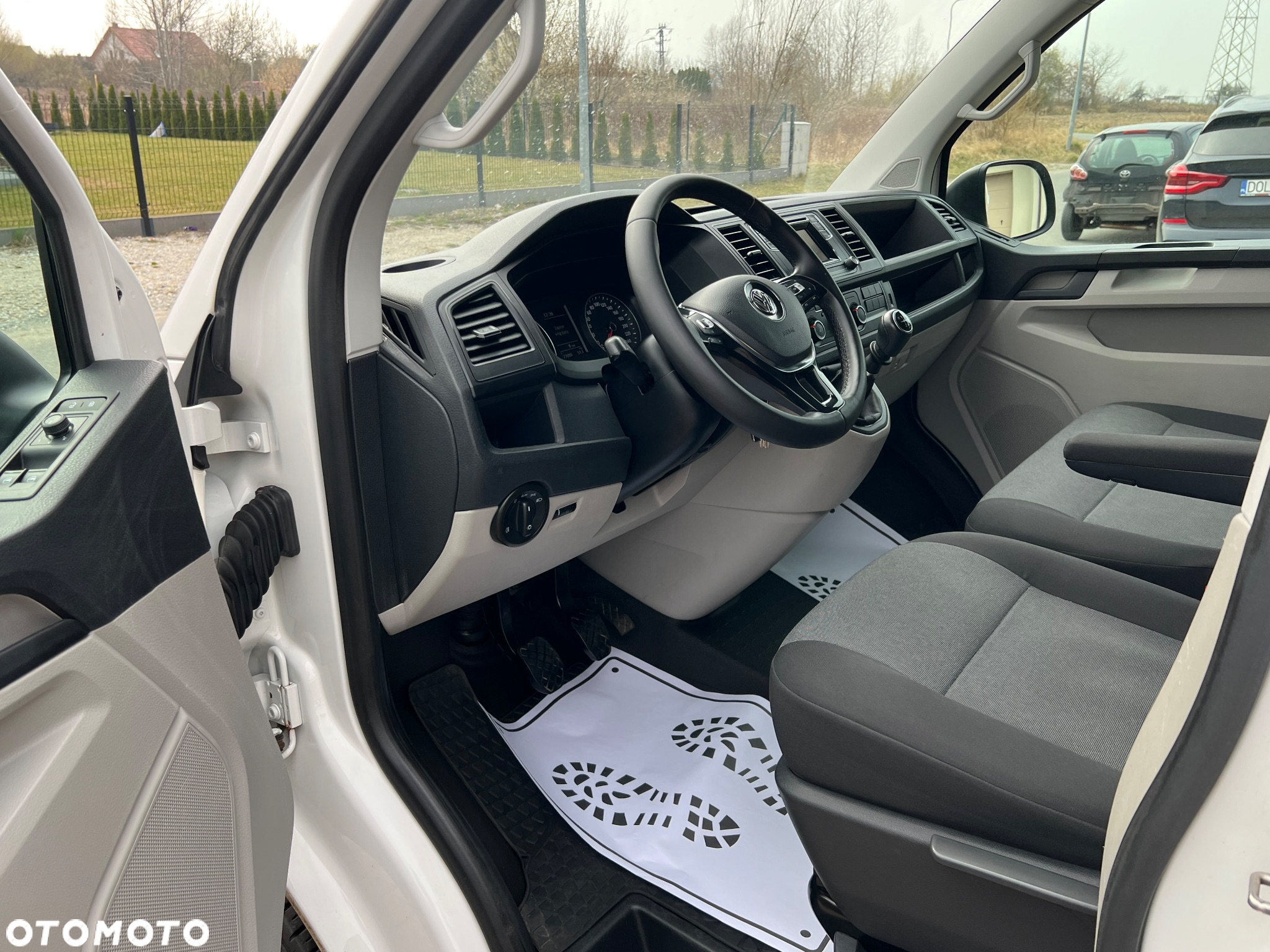 Volkswagen Transporter T6 - 28