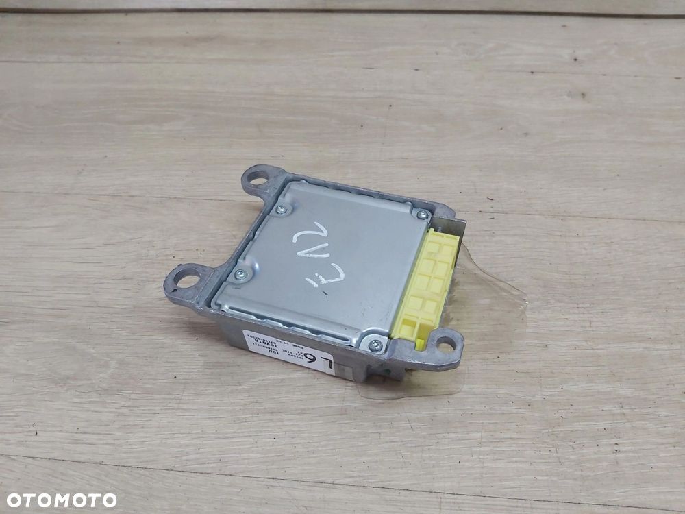 Toyota Corolla E12 moduł sterownik air bag 89170-02391 - 2