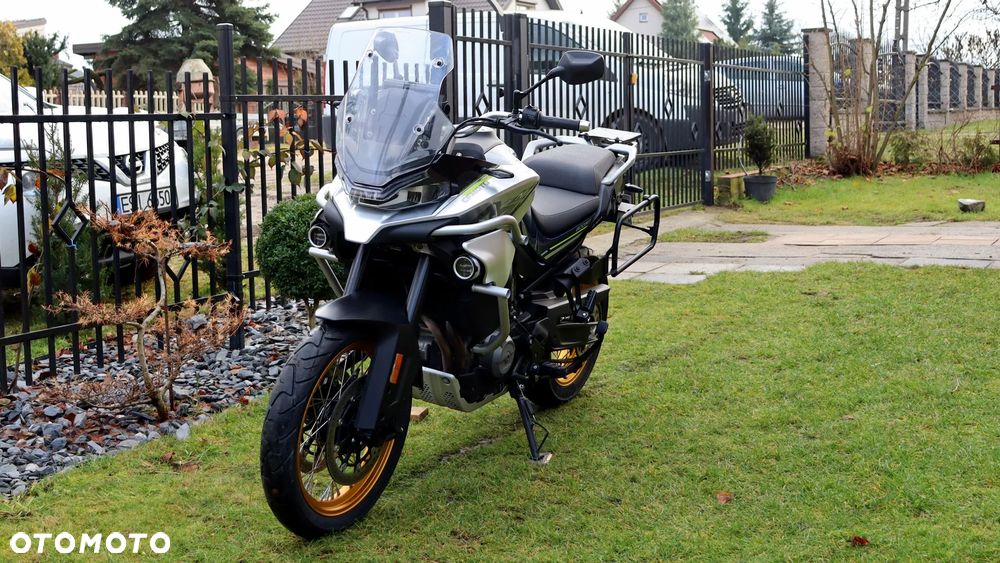 CFMoto 800MT Touring - 9