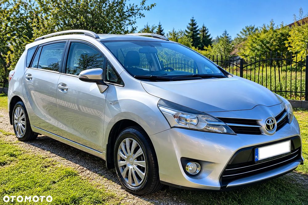 Toyota Verso - 2