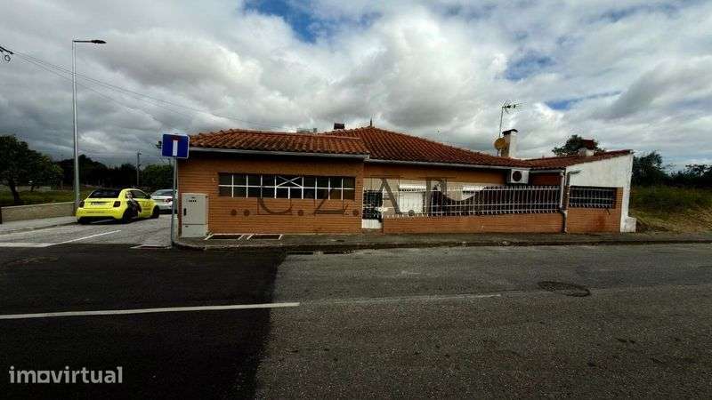 Moradia são Martinho do Bispo - Grande imagem: 3/12