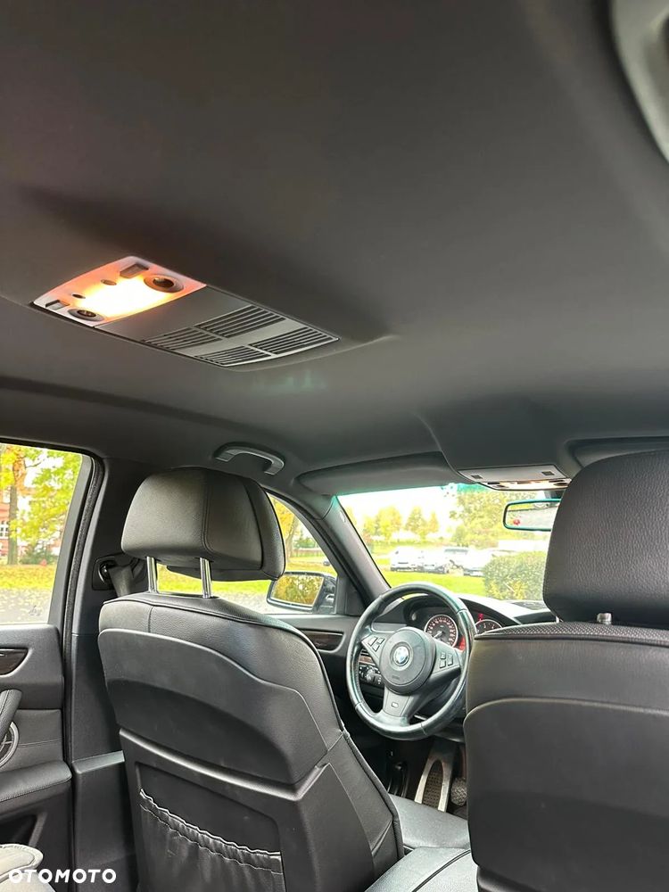 BMW Seria 5 550i - 19