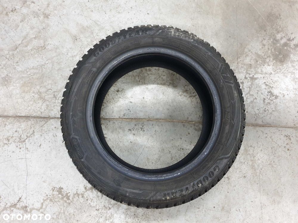 1szt. 205/55/16 94H Goodyear UltraGrip 9+ 7mm 2022r [ 10963 ] - 2