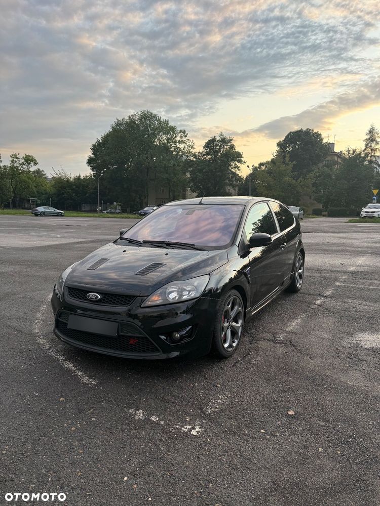 Ford Focus - 1