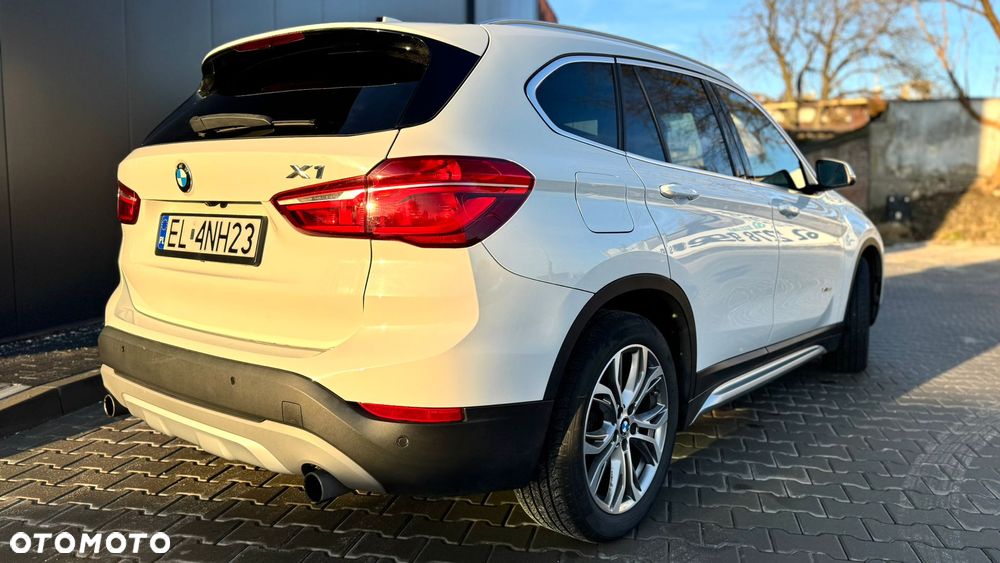 BMW X1 xDrive28i xLine - 11