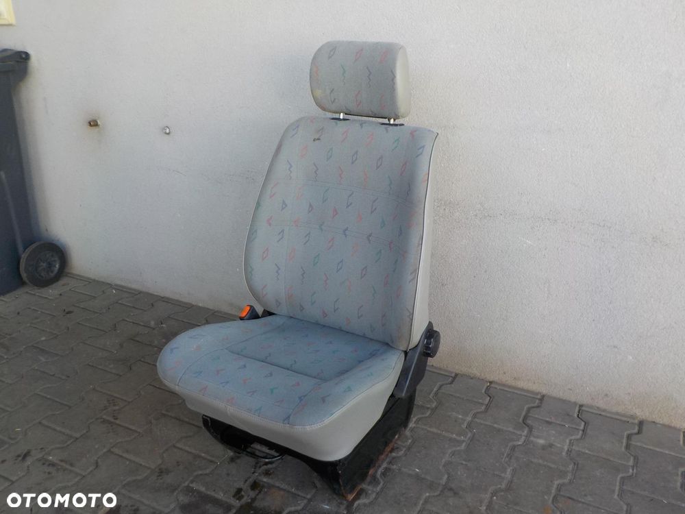 VW T4 FOTEL SIEDZENIE KIEROWCY - 3