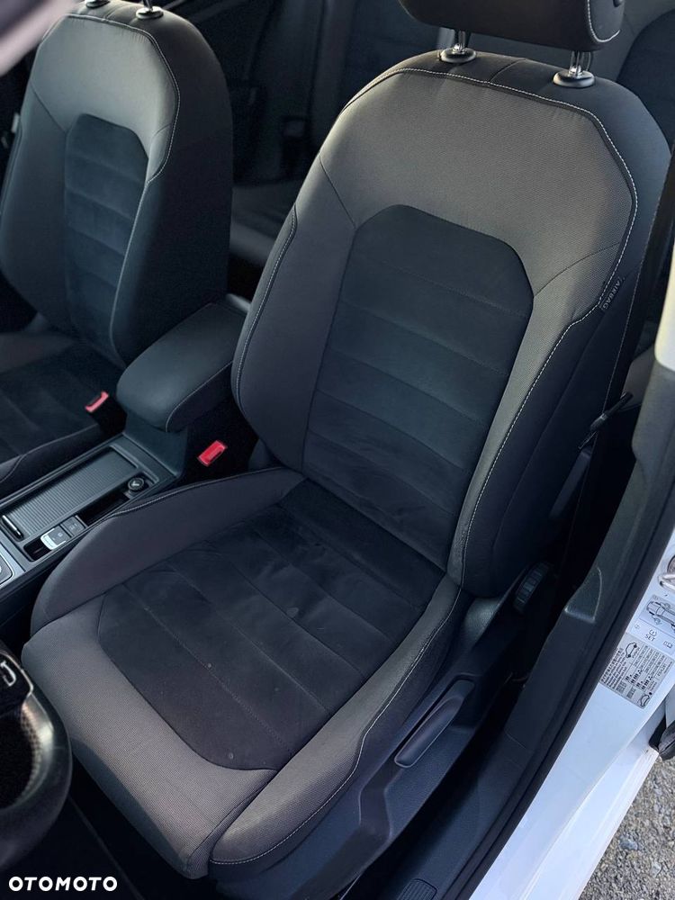 Volkswagen Golf 1.6 TDI BMT Highline - 19