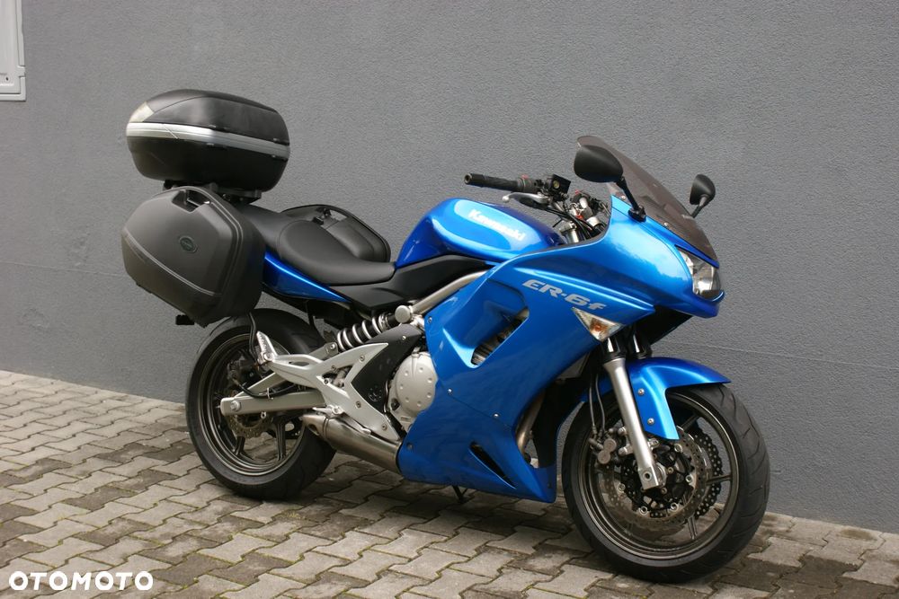 Kawasaki ER - 2