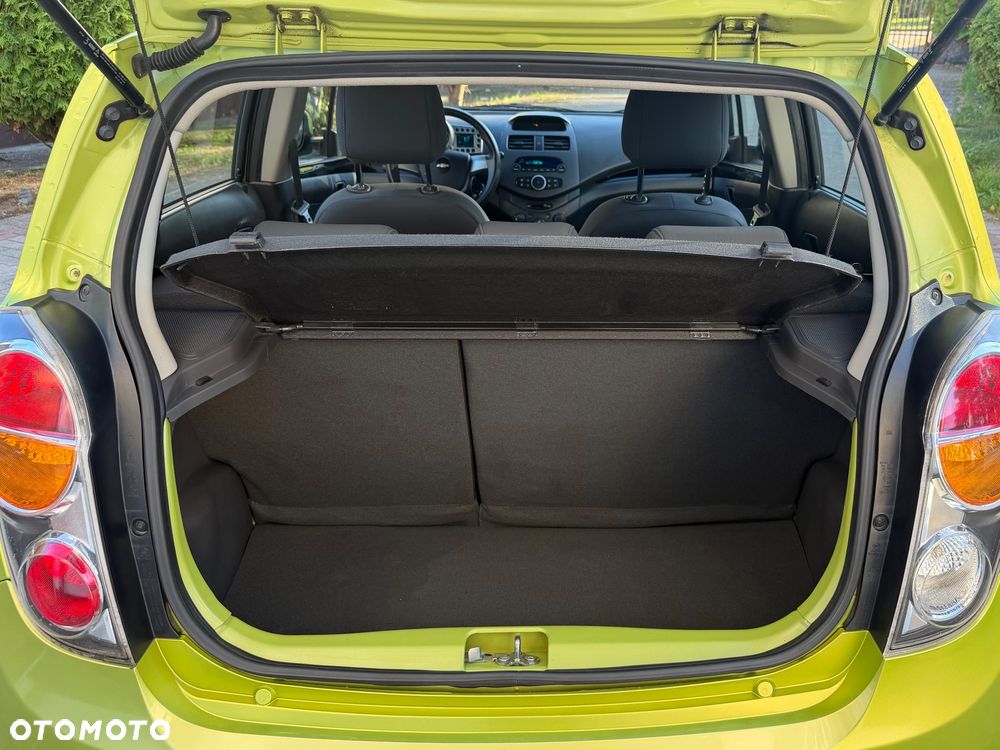Chevrolet Spark - 19