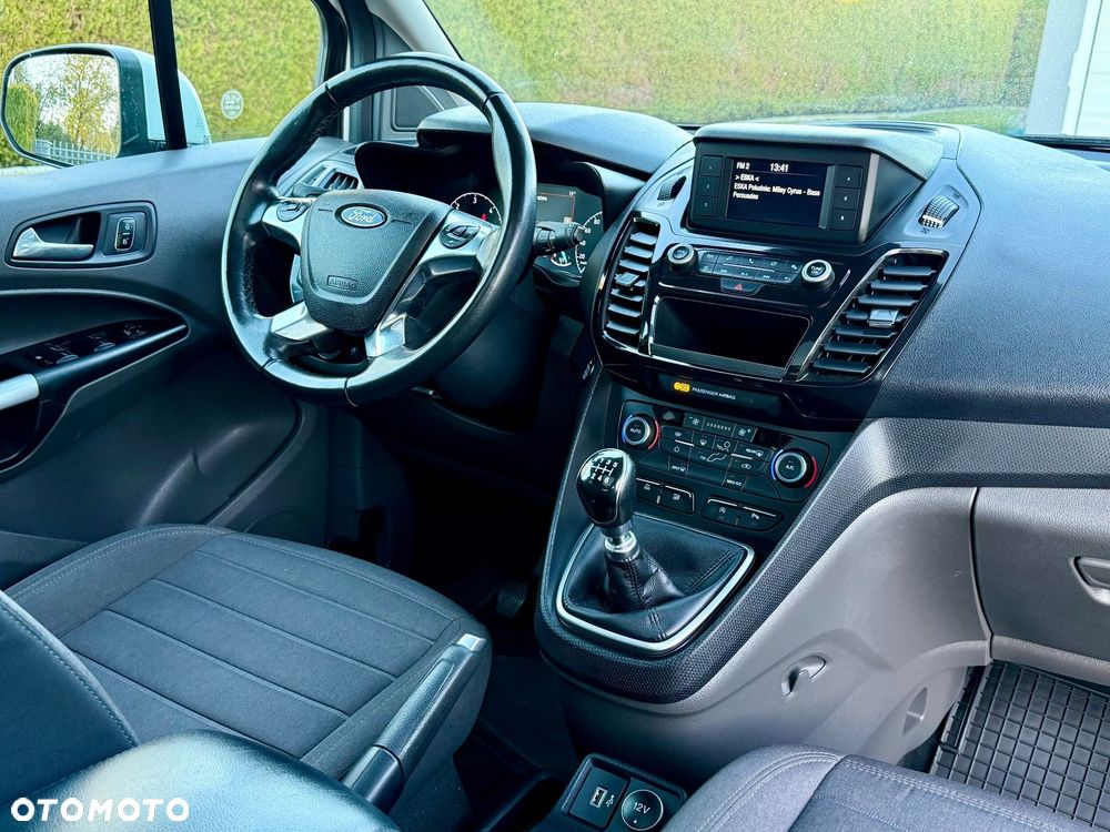 Ford Tourneo Connect 1.5 TDCi Titanium - 16