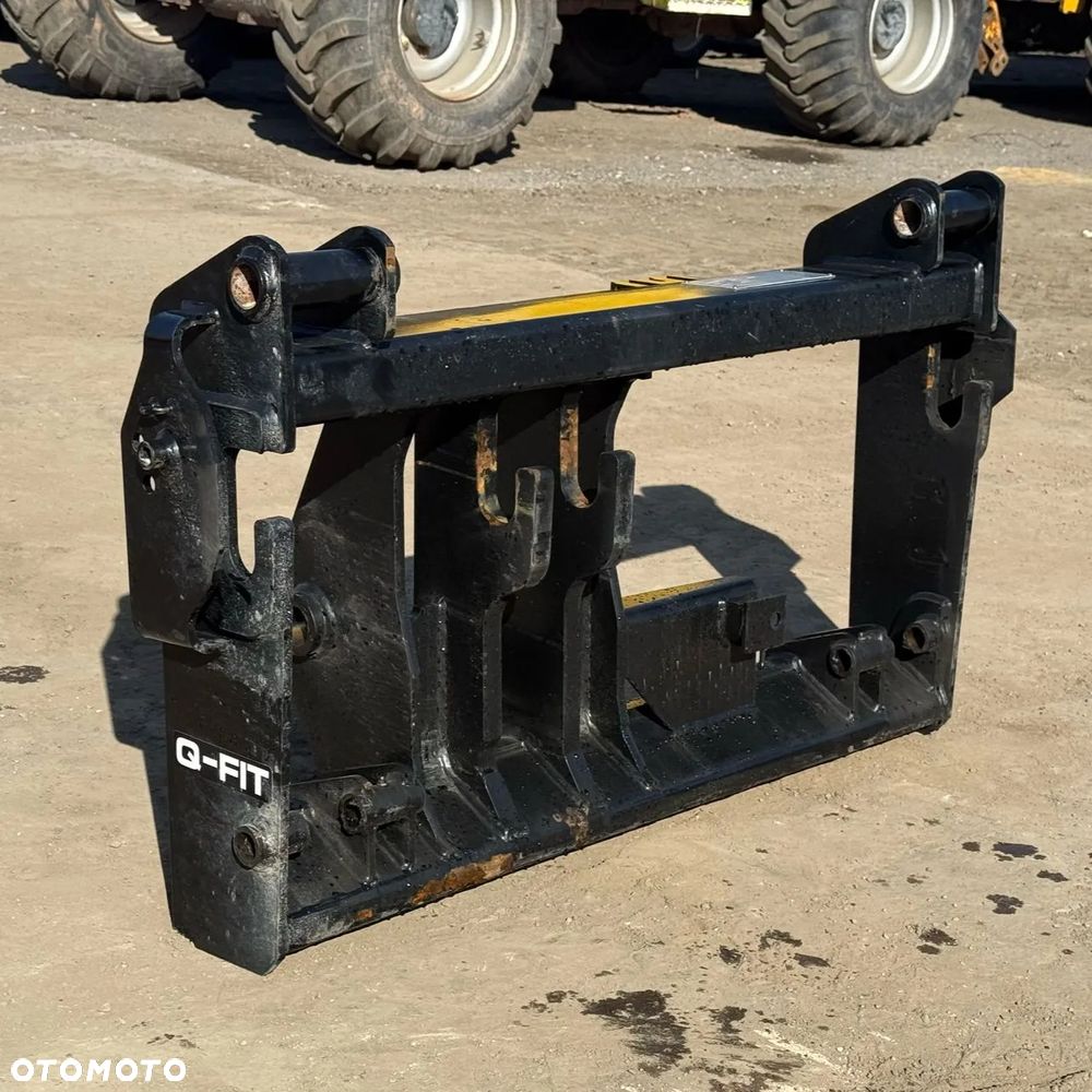 Karetka Q-FIT JCB ORG , ładowarki 525-60 używana - 3
