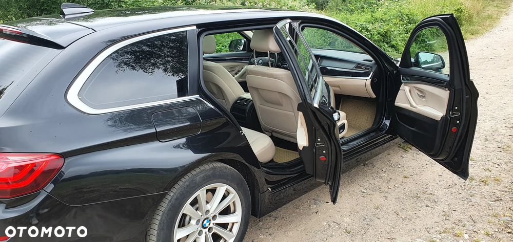BMW Seria 5 520d xDrive - 5