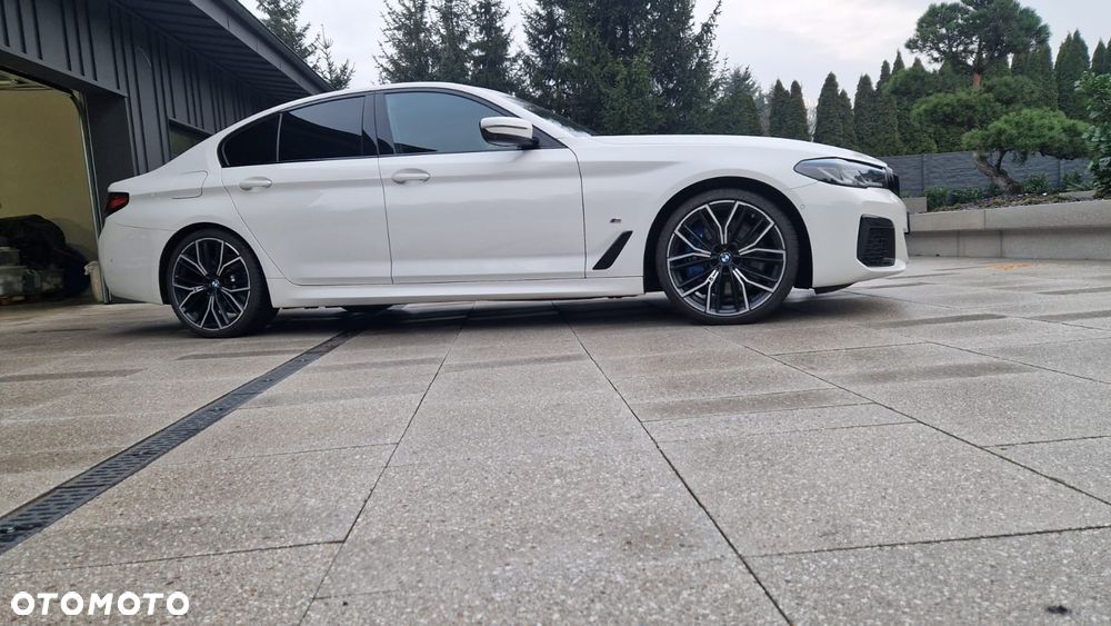 BMW Seria 5 530d M Sport Edition - 9