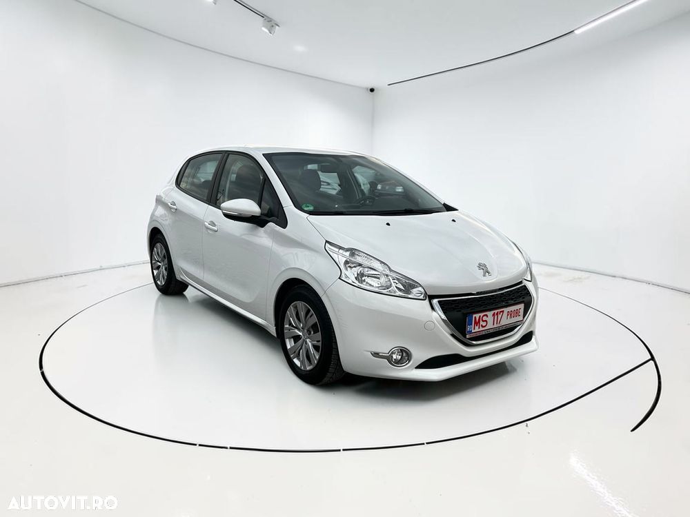 Peugeot 208 95 VTI Allure - 4