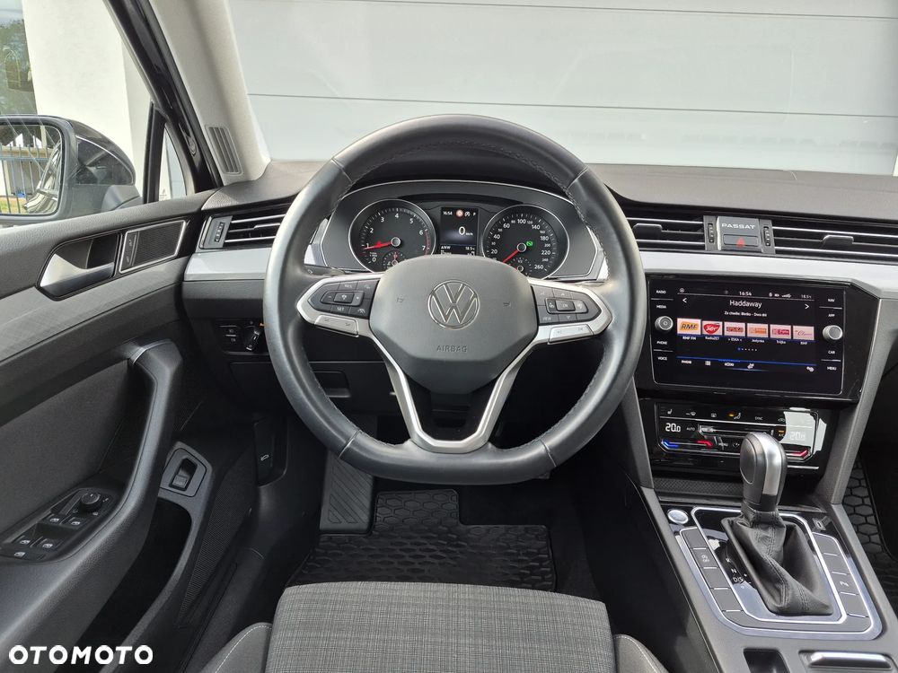 Volkswagen Passat 2.0 TSI Business DSG - 18