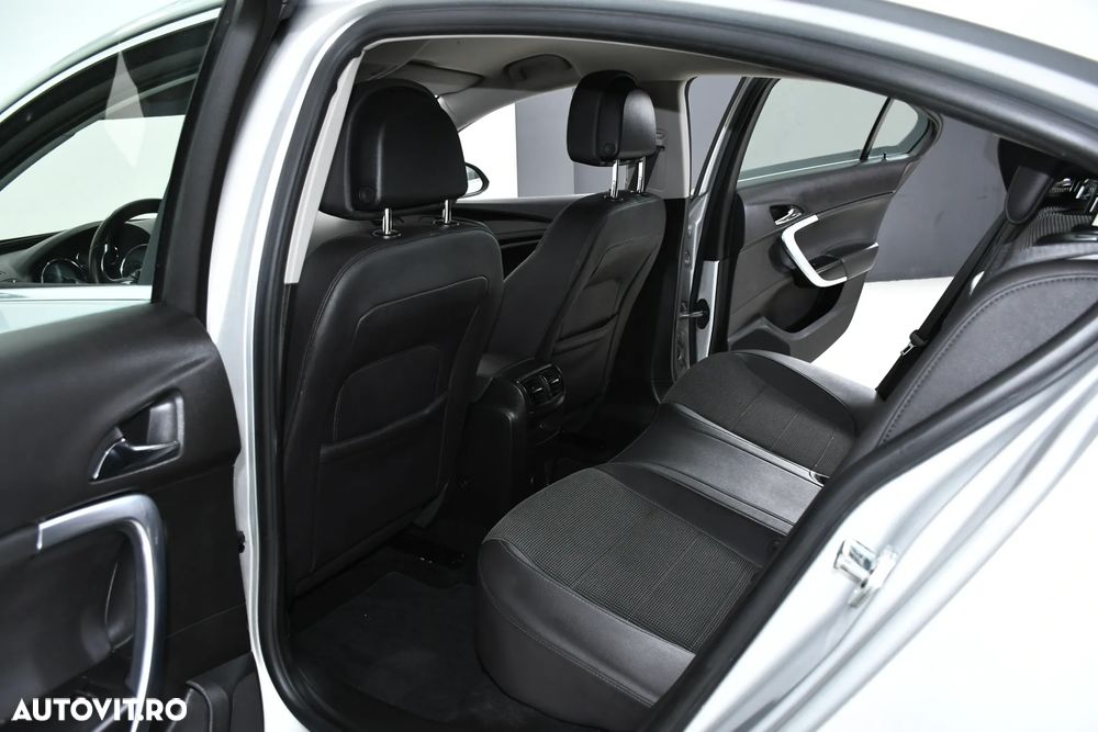 Opel Insignia 2.0 CDTI Cosmo - 6