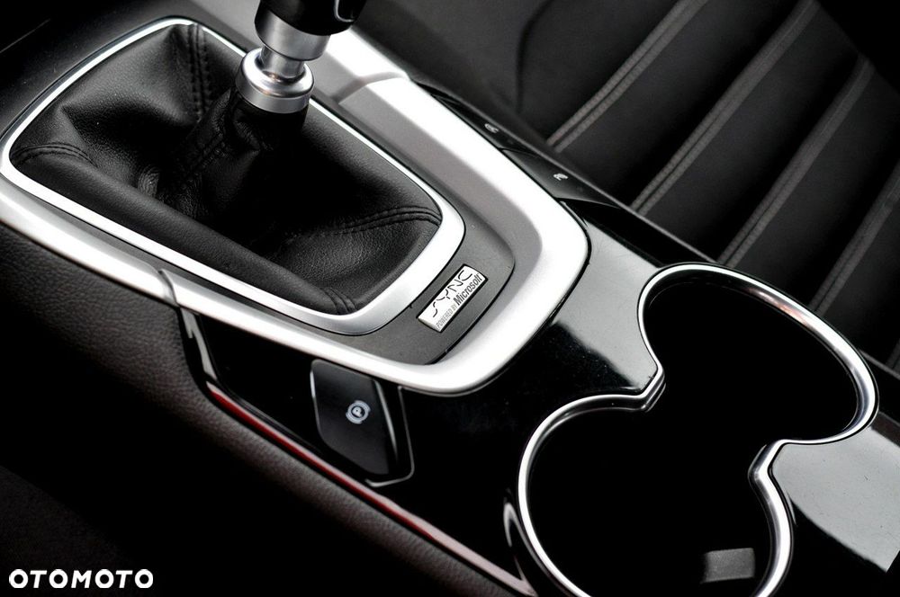 Ford Mondeo 2.0 TDCi Ambiente - 16